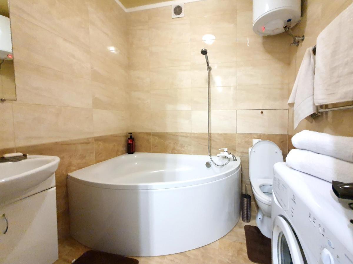 Lux Apartament Dacha خاركيف المظهر الخارجي الصورة